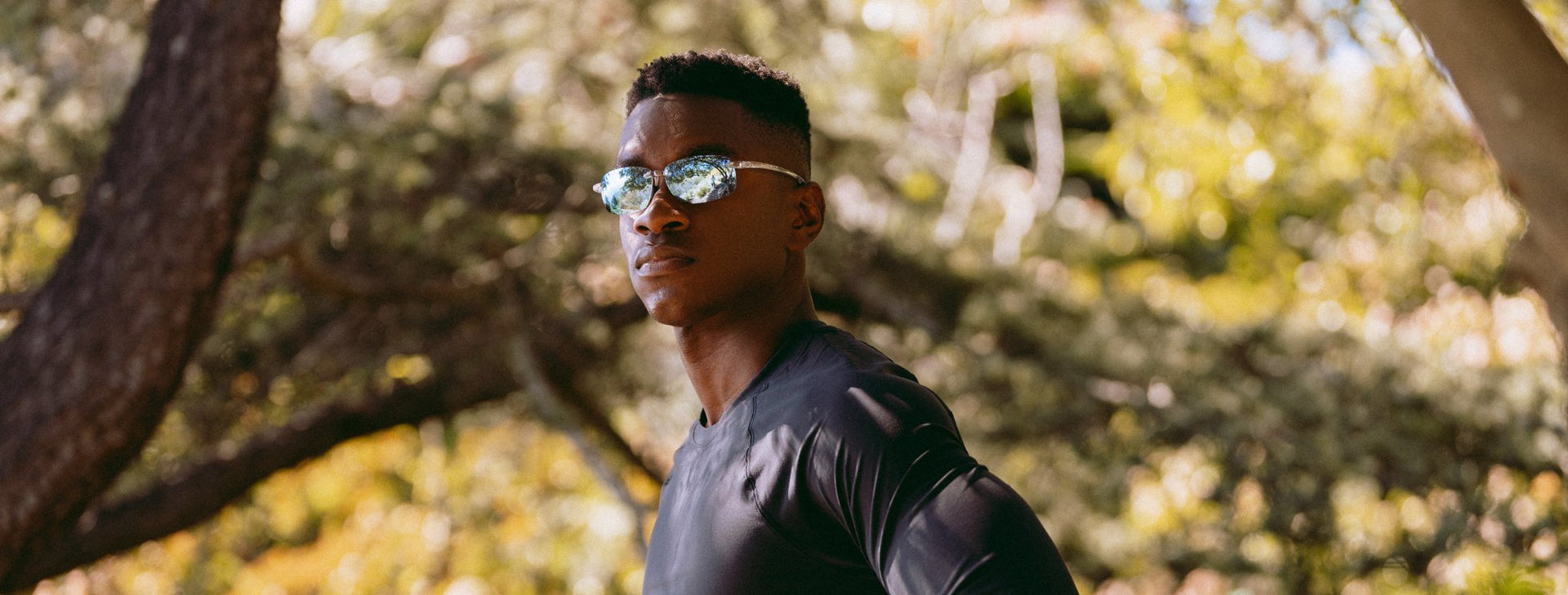 Man in sunglasses with blue lenses